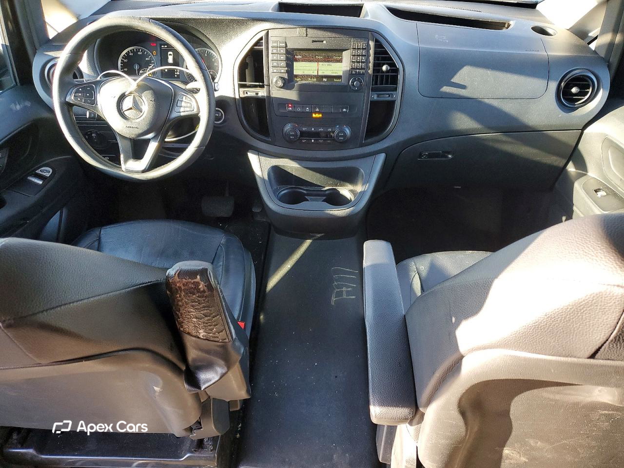 Mercedes-Benz Metris 2017