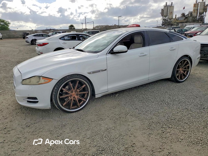 2013 Jaguar XJ - Image 1 of 5
