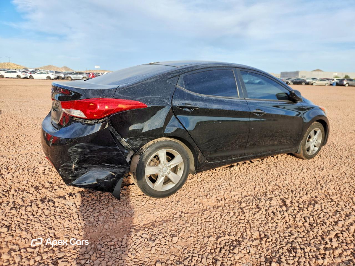 Hyundai Elantra 2013