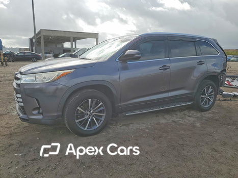 Toyota Highlander 2018 - Image 1 of 14