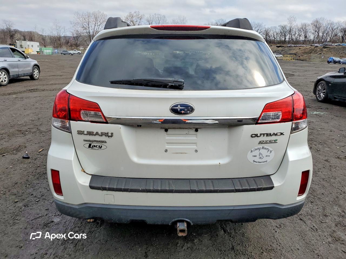 Subaru Outback 2011
