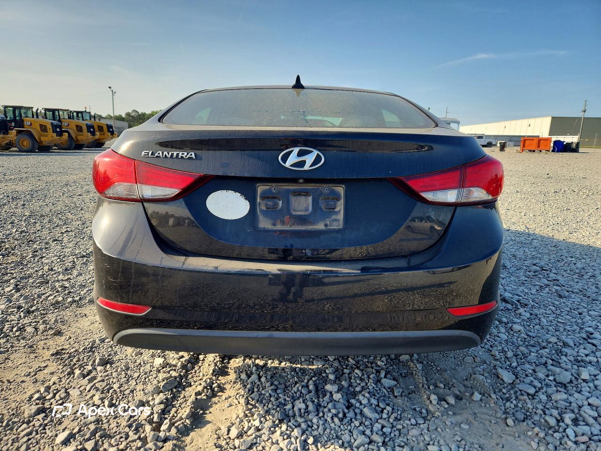 Hyundai Elantra 2016