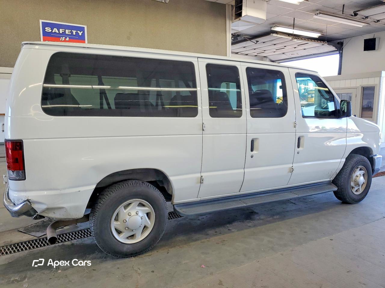 Ford Econoline 2008