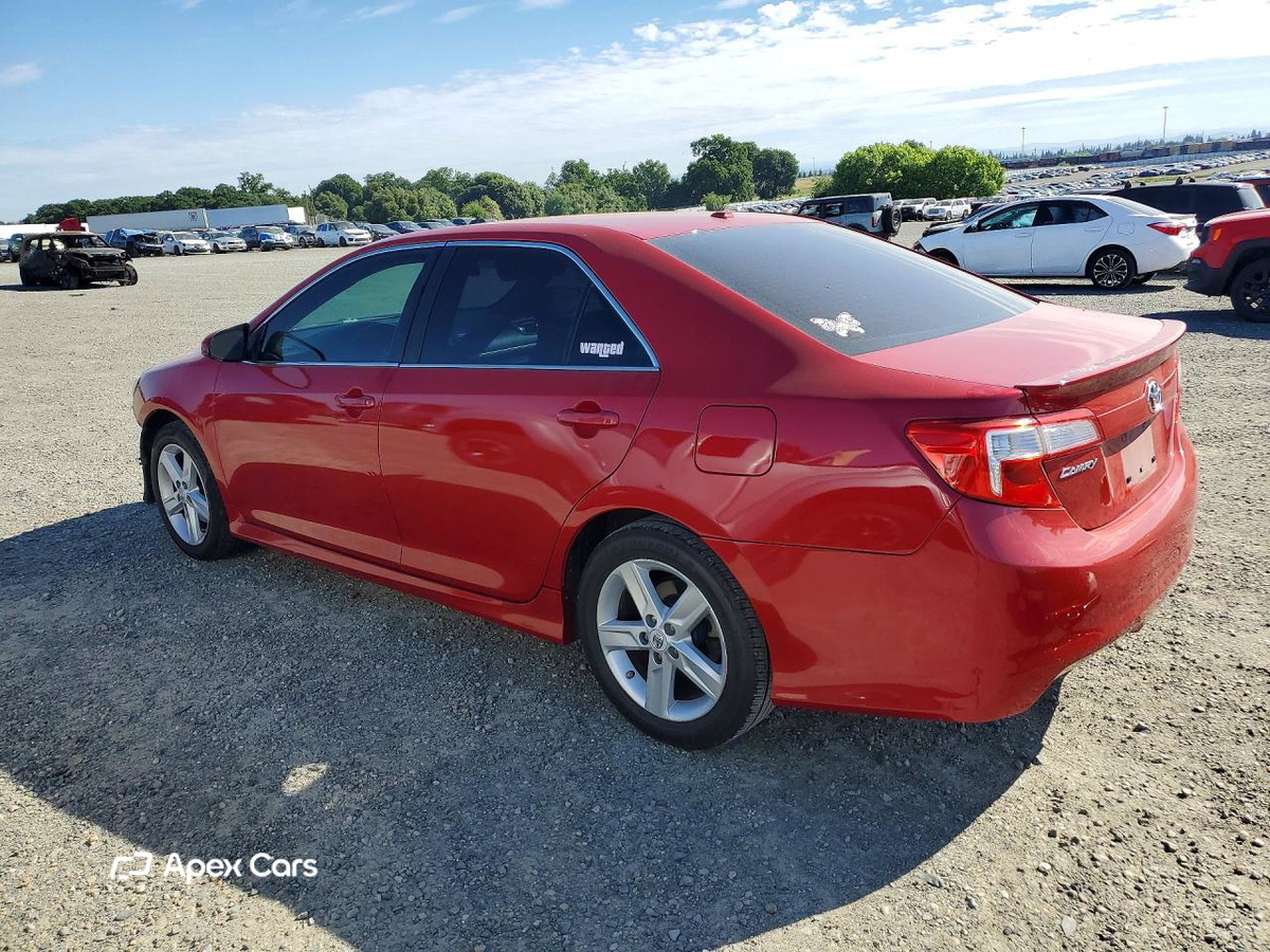 Toyota Camry 2012