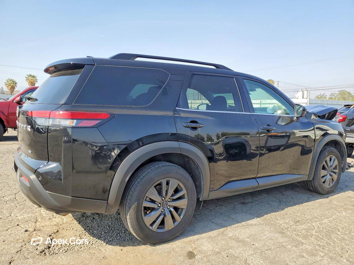 Nissan Pathfinder 2024