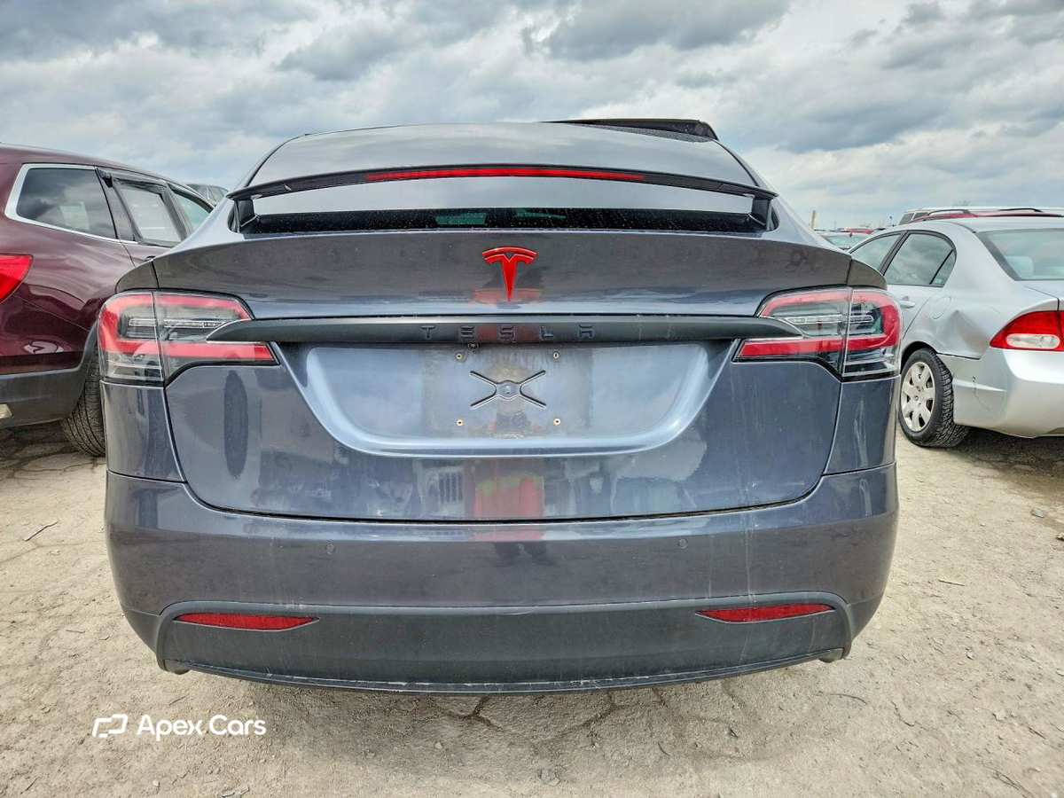Tesla Model X 2019