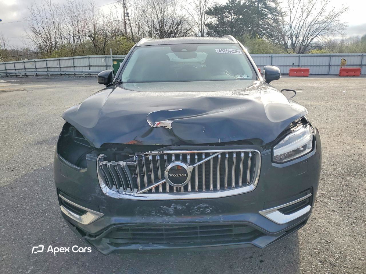 Volvo XC90 2021