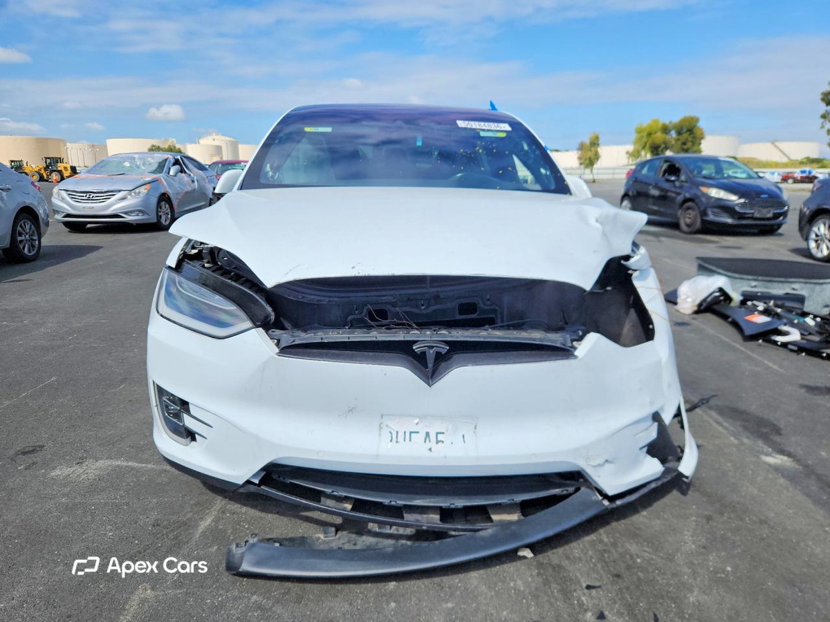 Tesla Model X 2016