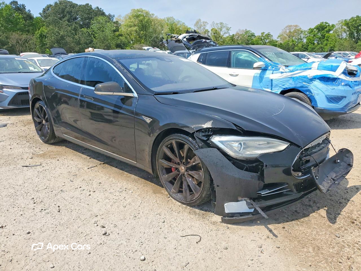 Tesla Model S 2016