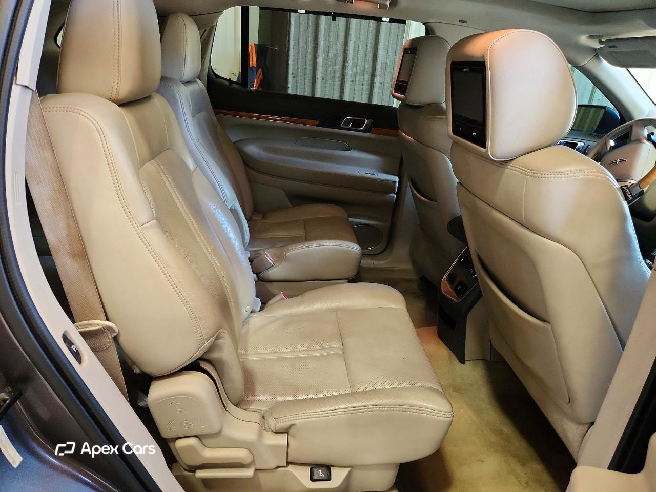 Lincoln MKT 2010
