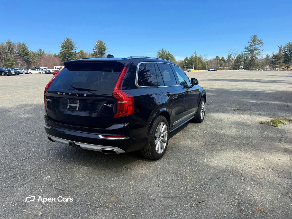 Volvo XC90 2016