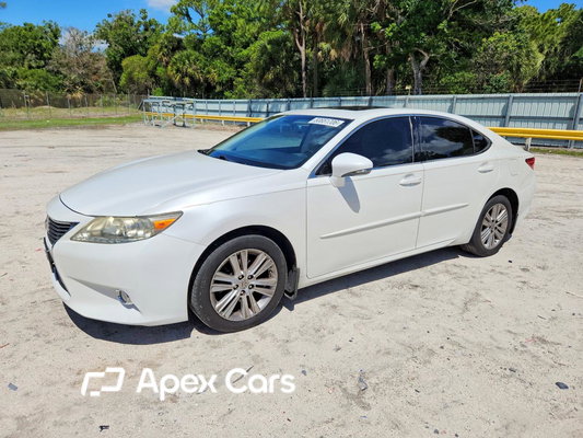 Lexus ES 2013 - Image 1 of 12