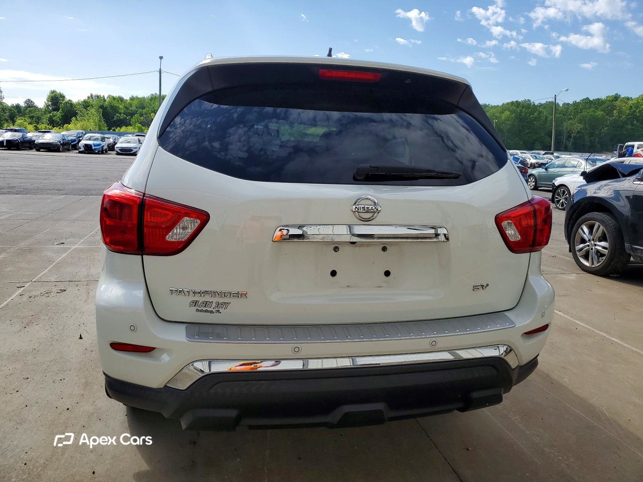 Nissan Pathfinder 2018