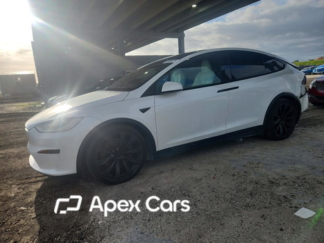 Tesla Model X 2022 - Image 1 of 13