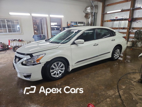 Nissan Altima 2015 - Image 1 of 14