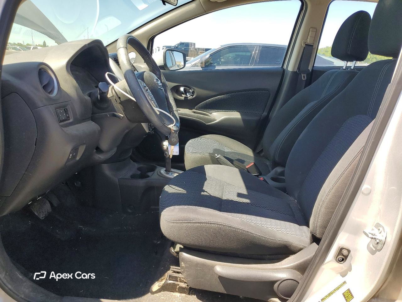 Nissan Versa 2015