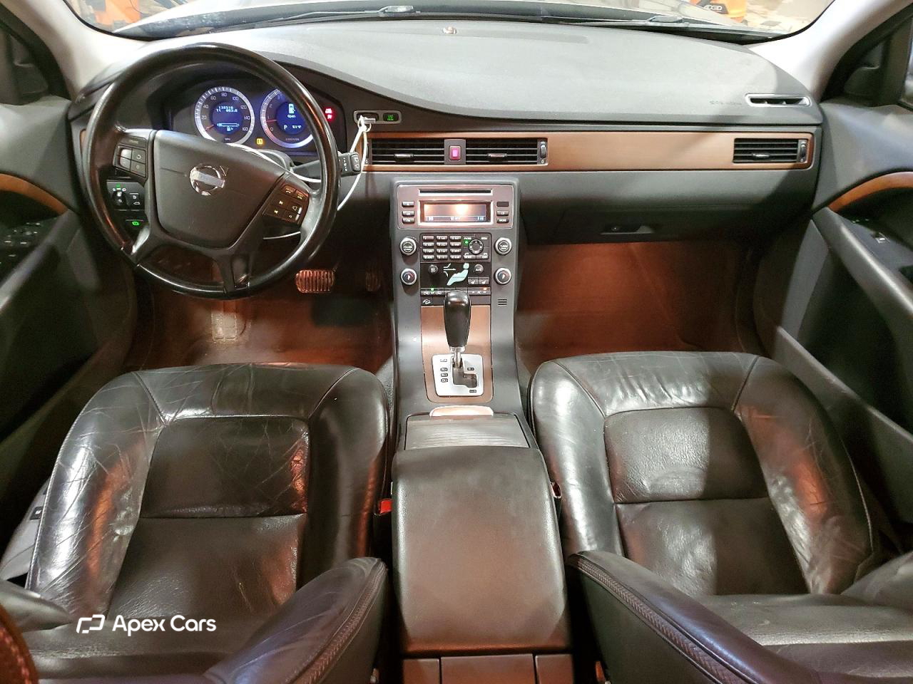 Volvo XC70 2010
