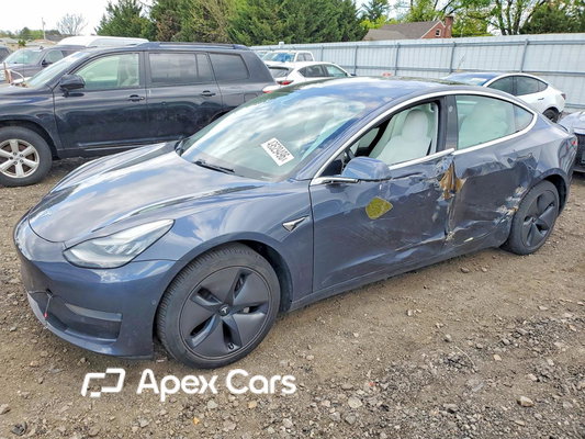 Tesla Model 3 2019 - Zdjęcie 1 z 12