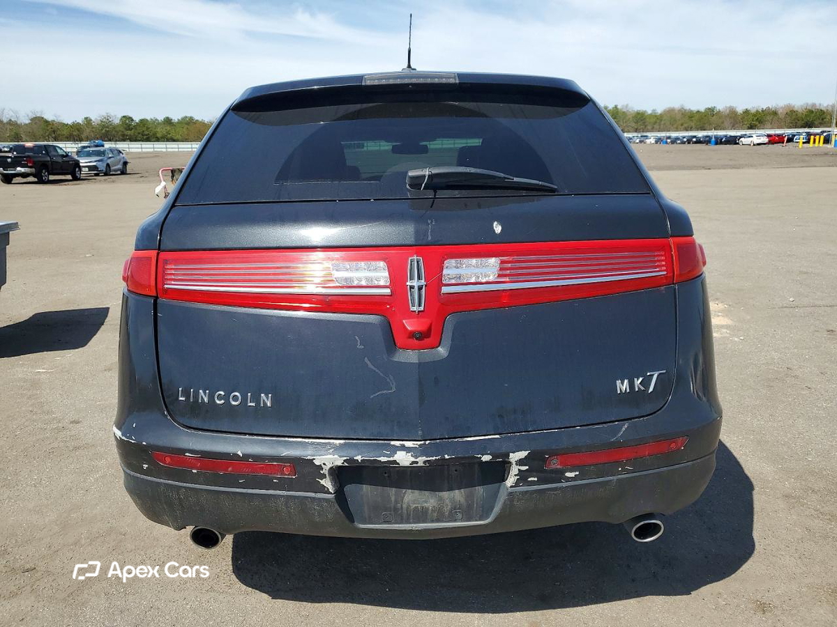 Lincoln MKT 2013