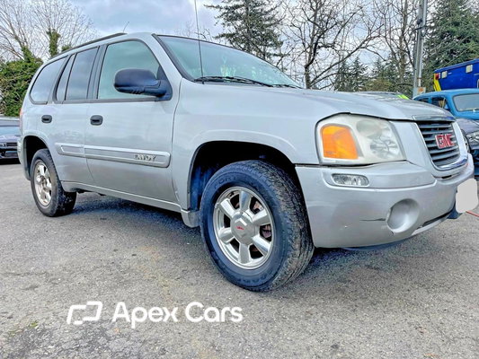 GMC Envoy 2004 - Image 1 of 10