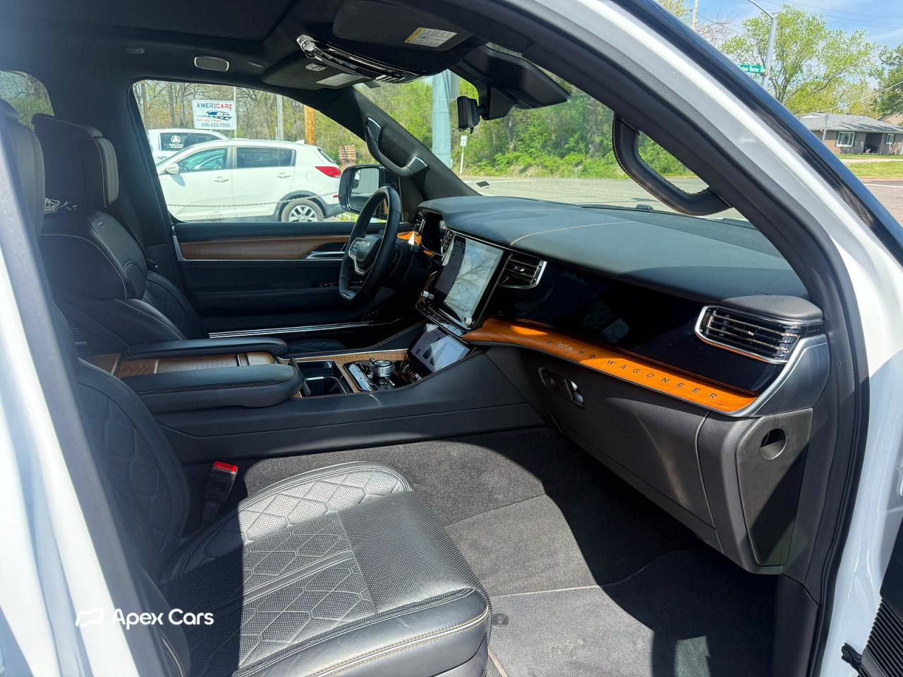 Jeep Grand Wagoneer 2024