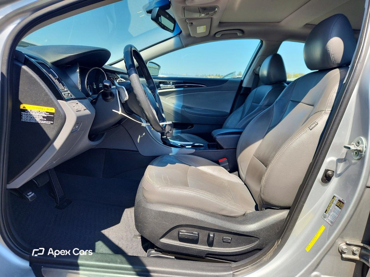 Hyundai Sonata 2013