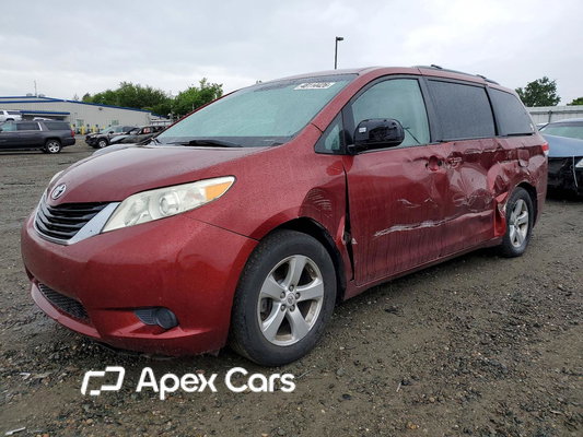 Toyota Sienna 2011 - Image 1 of 13