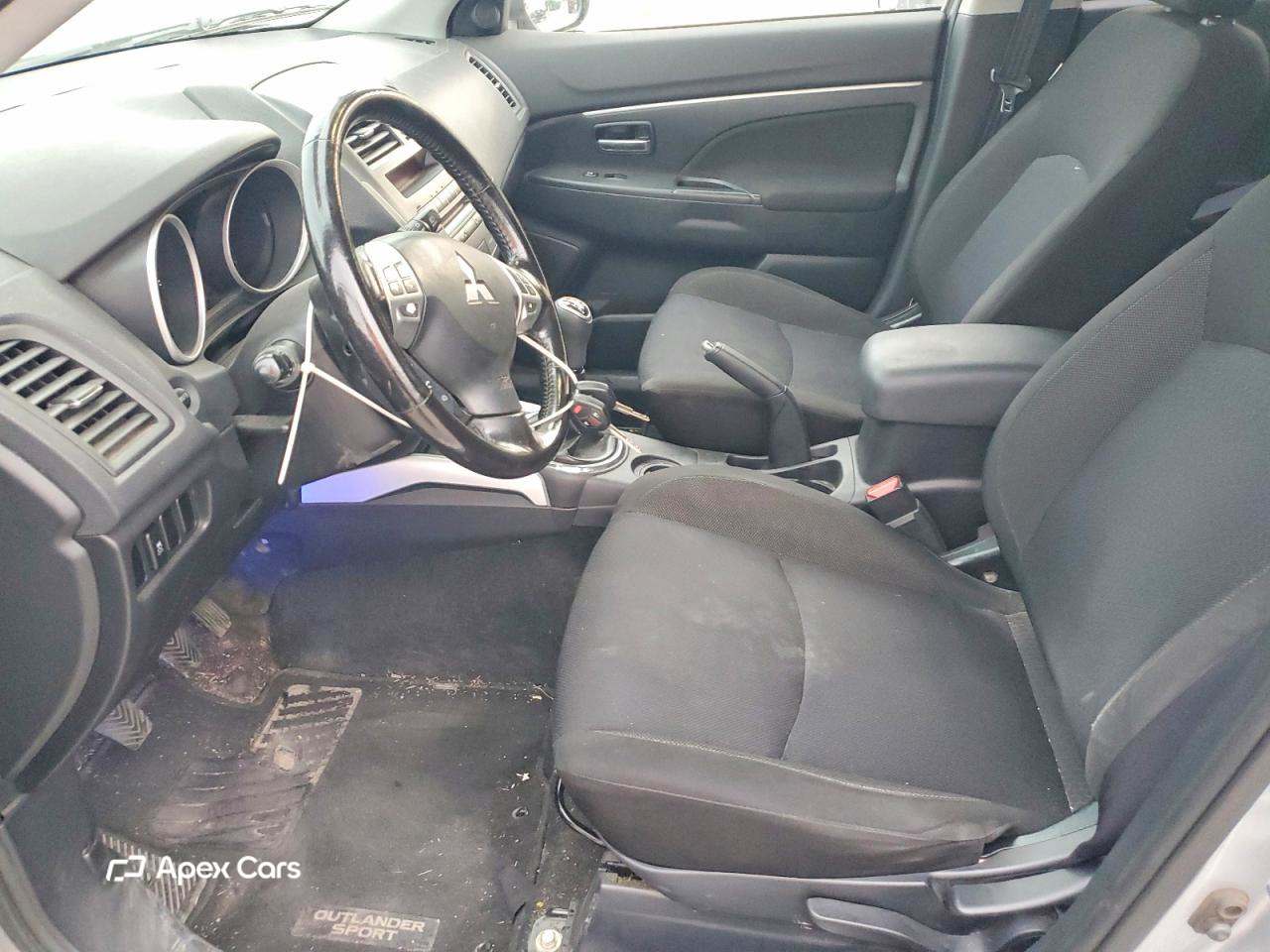 Mitsubishi Outlander 2011