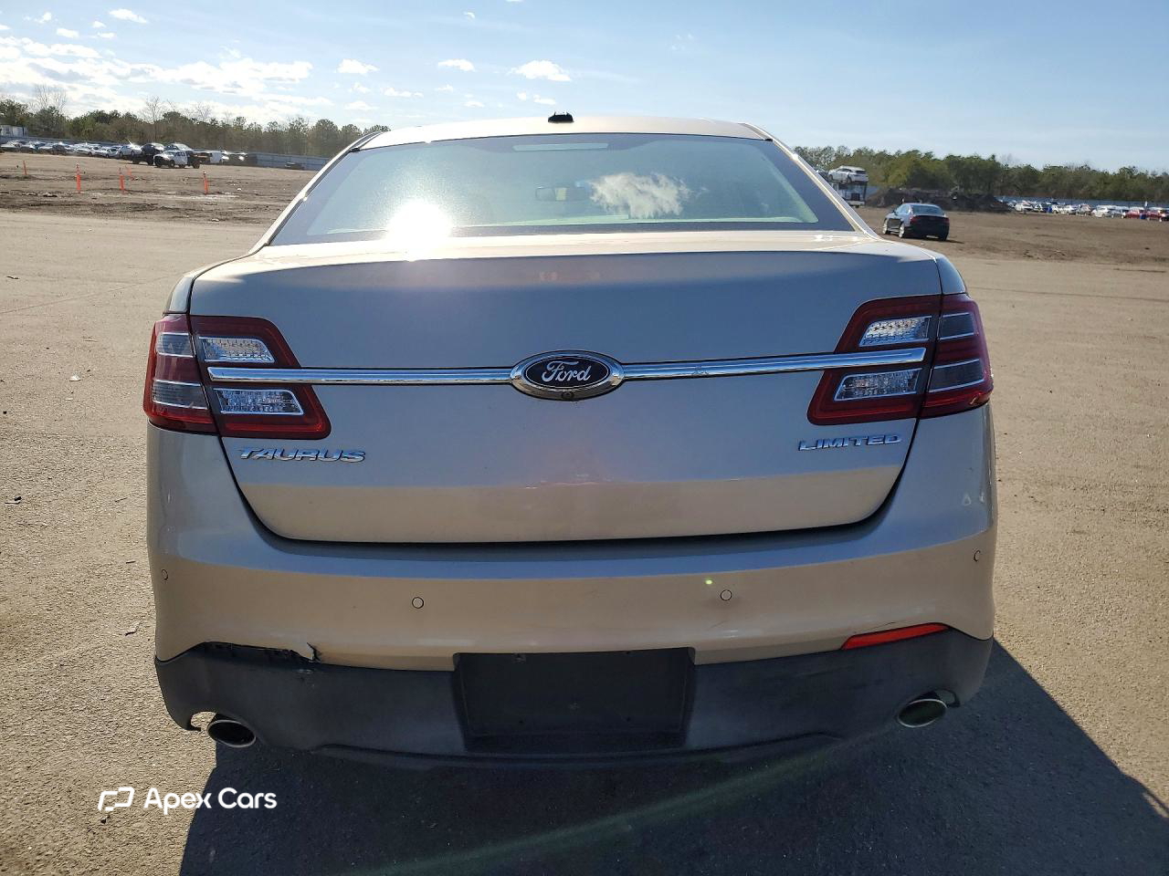 Ford Taurus 2017