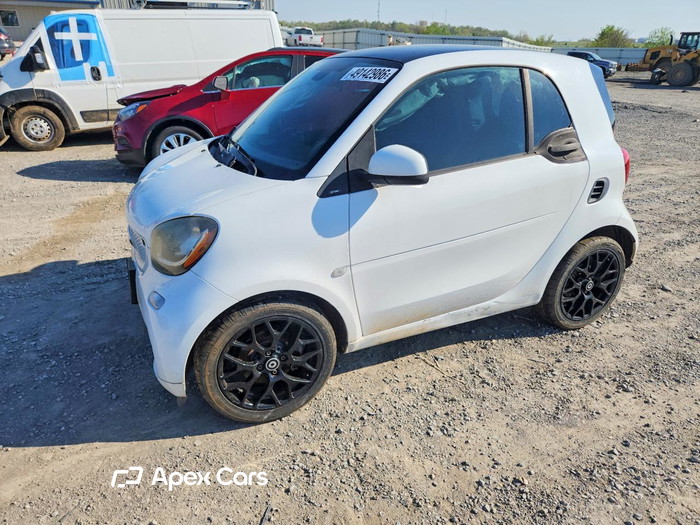2016 Smart Fortwo - Image 1 of 5