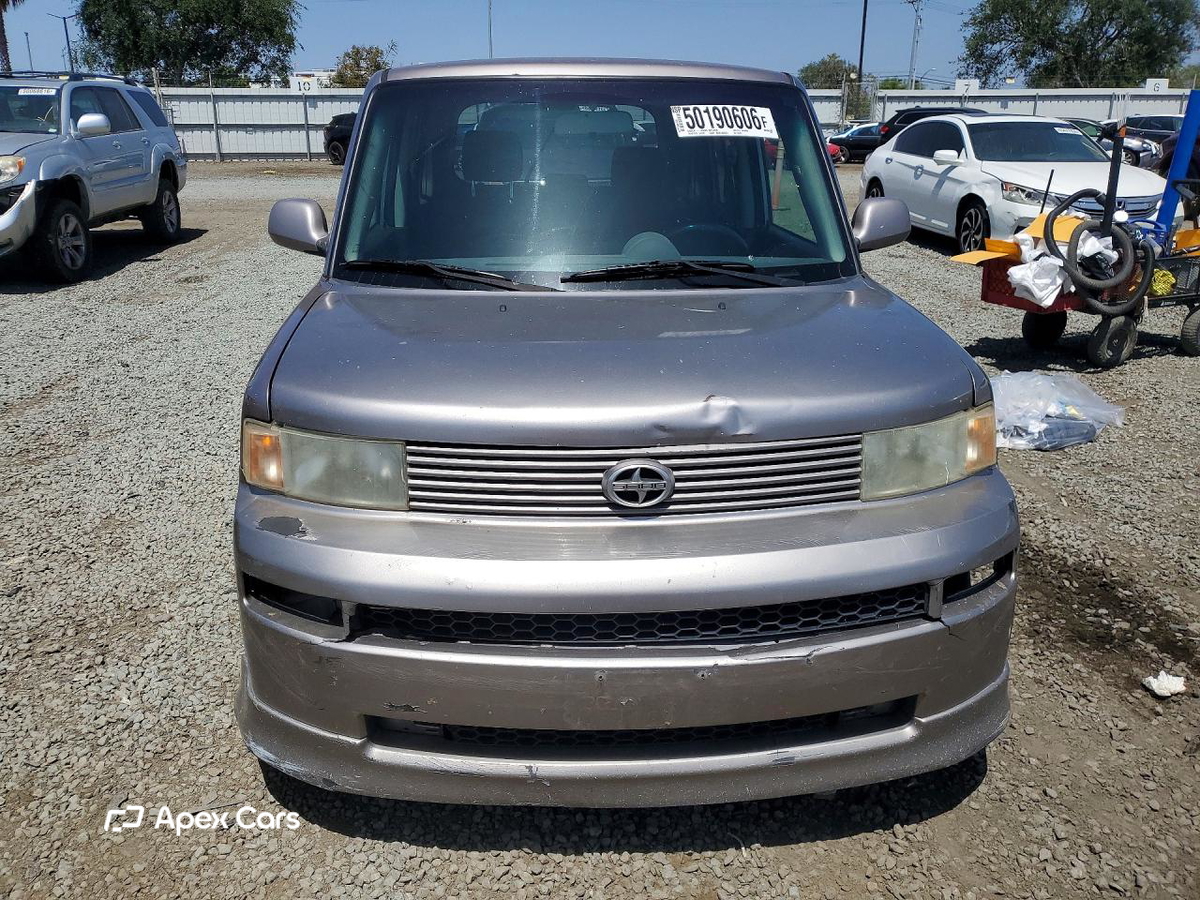 Toyota  2006