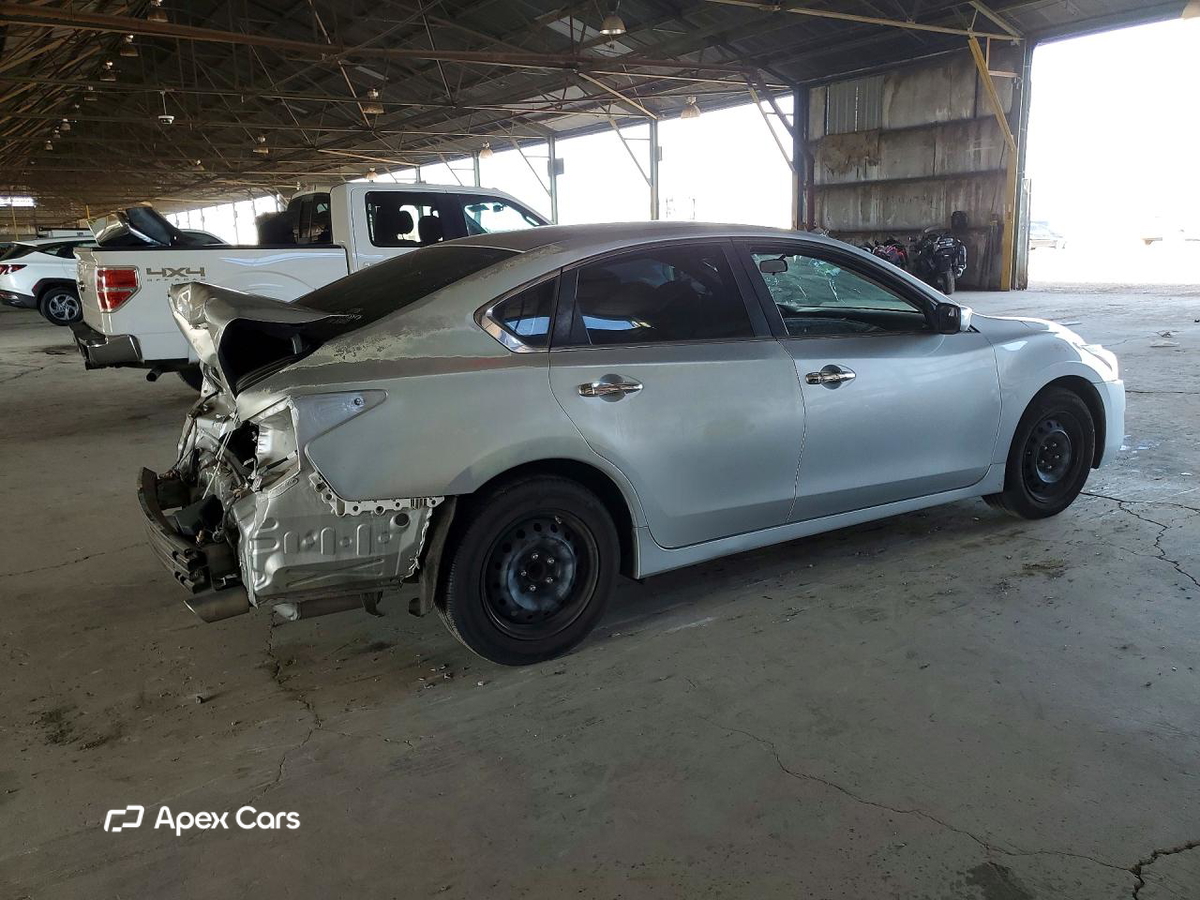 Nissan Altima 2015