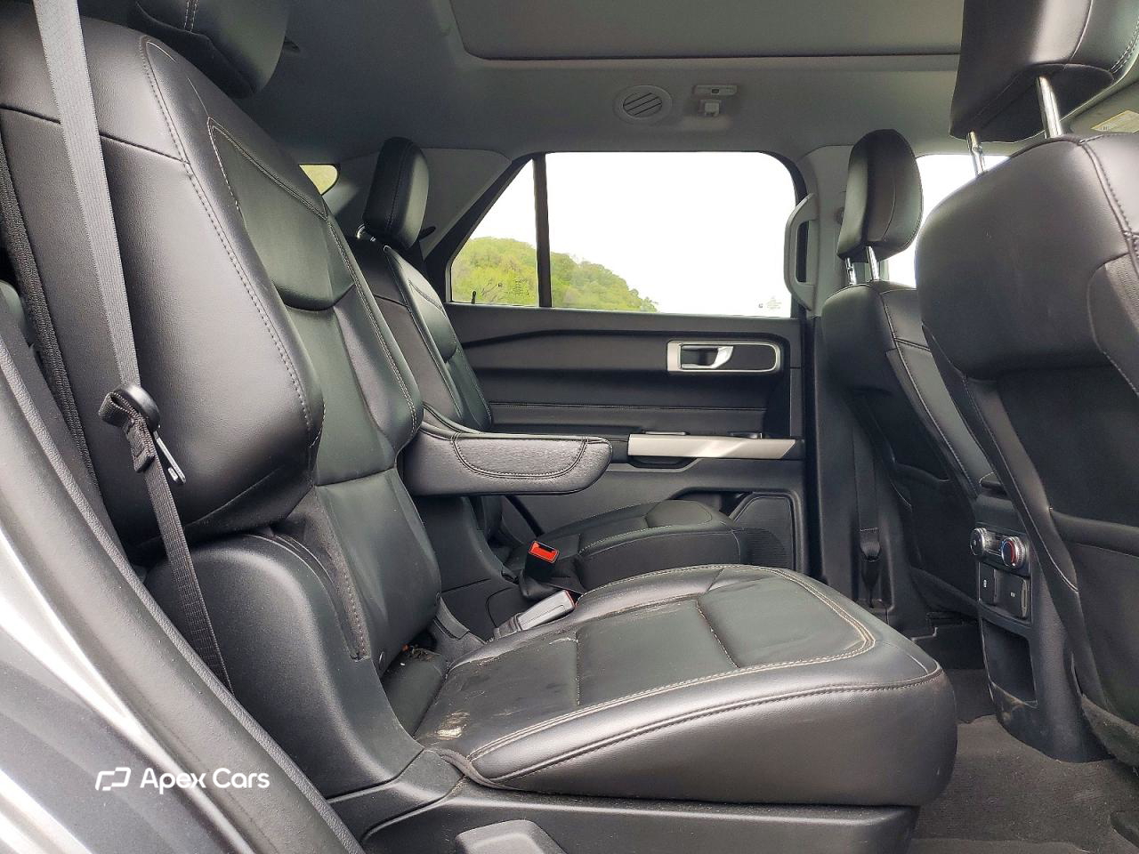 Ford Explorer 2021