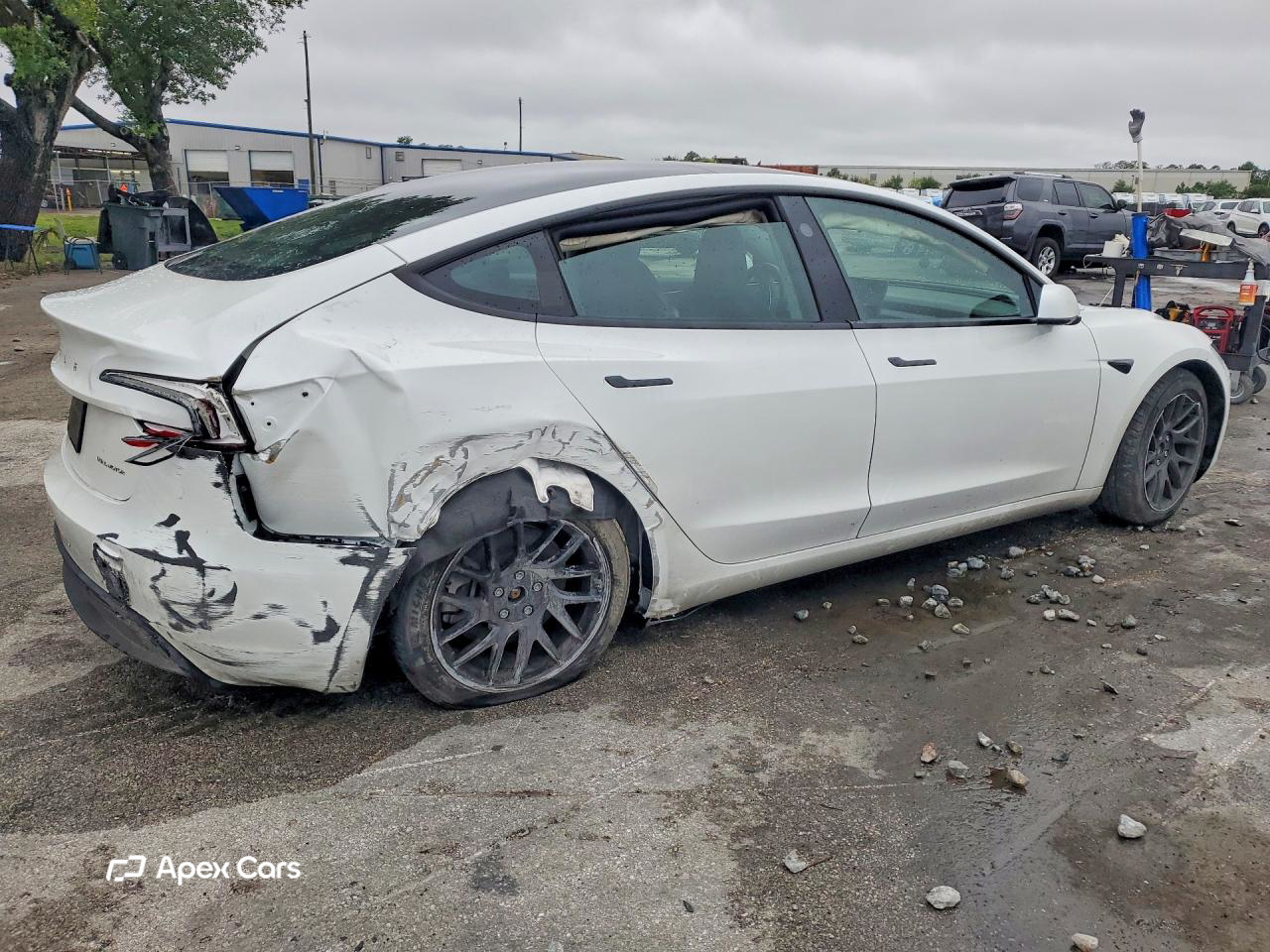 Tesla Model 3 2024