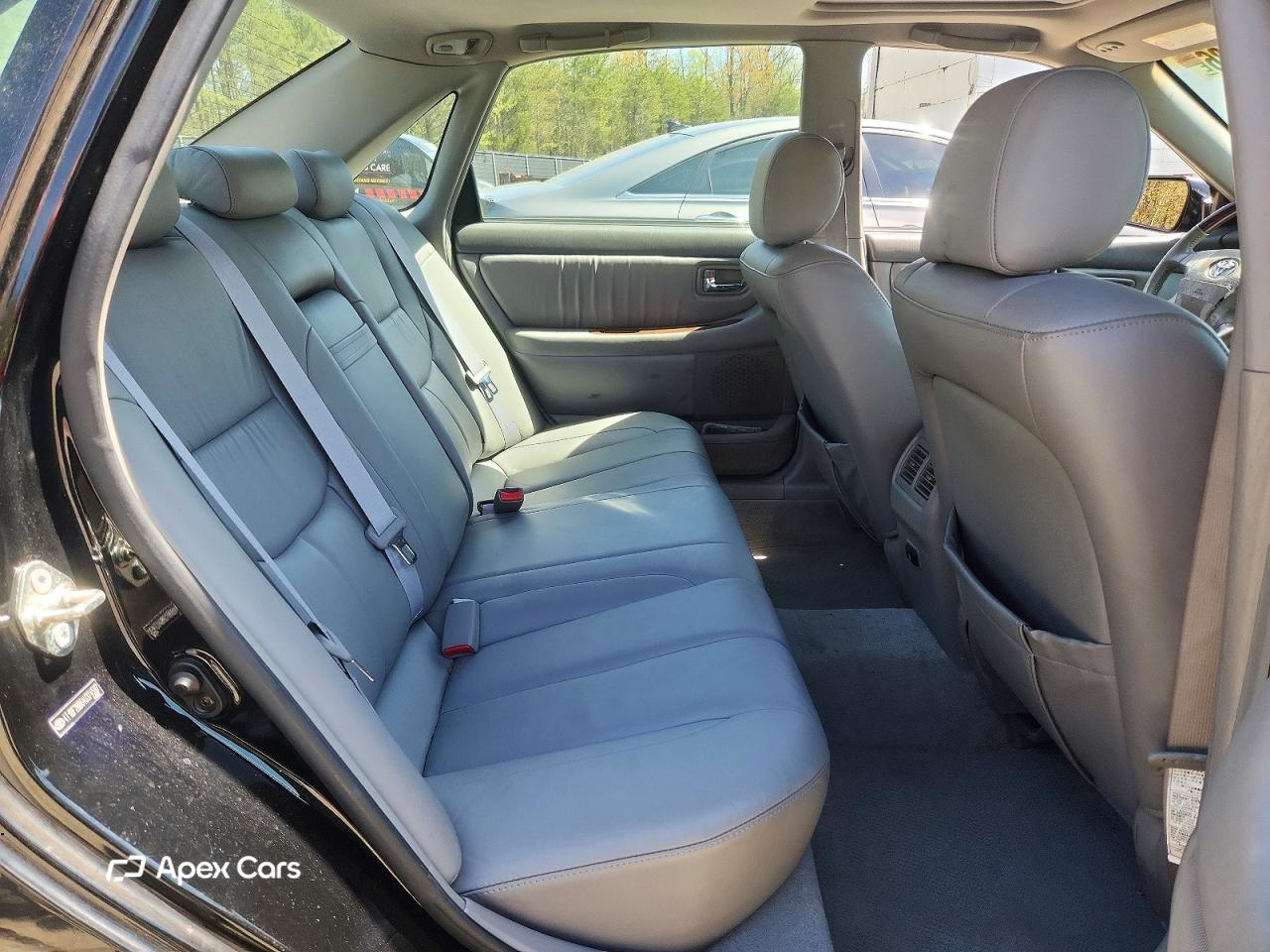 Toyota Avalon 2004