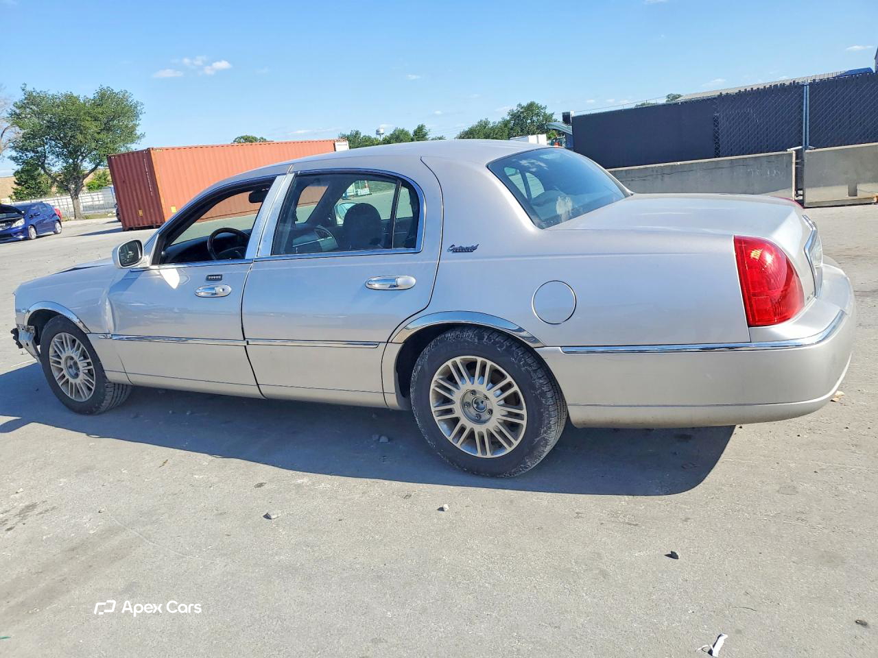 Lincoln Town Car 2010