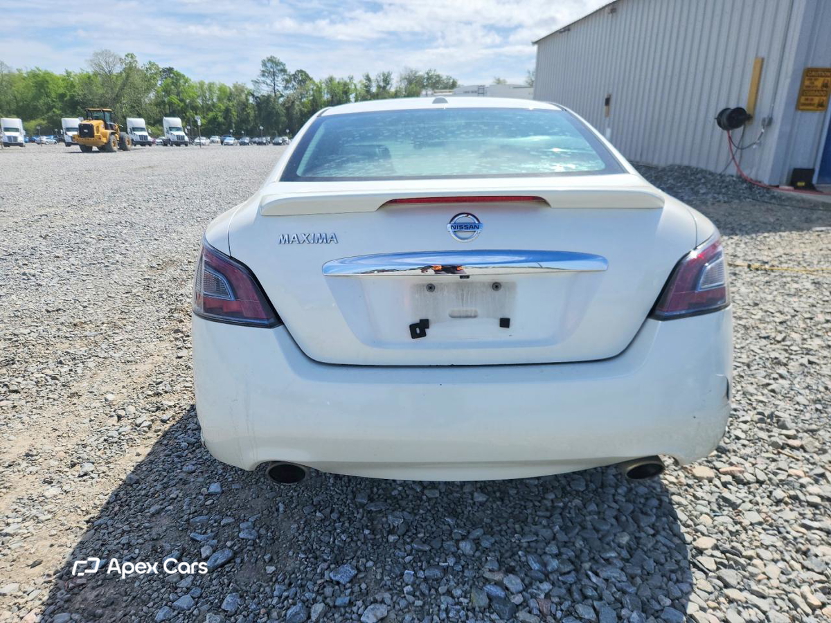 Nissan Maxima 2013