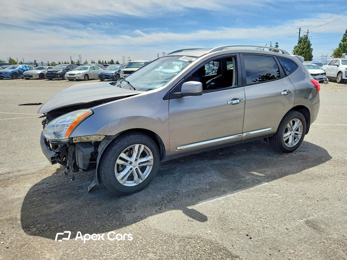 2013 Nissan Rogue - Image 1 of 5