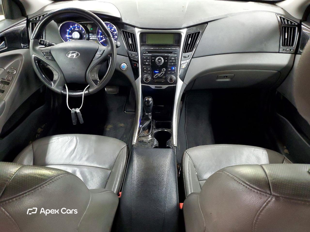 Hyundai Sonata 2011