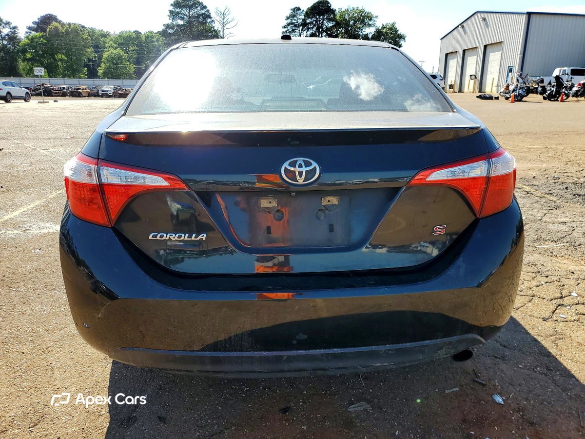 Toyota Corolla 2015