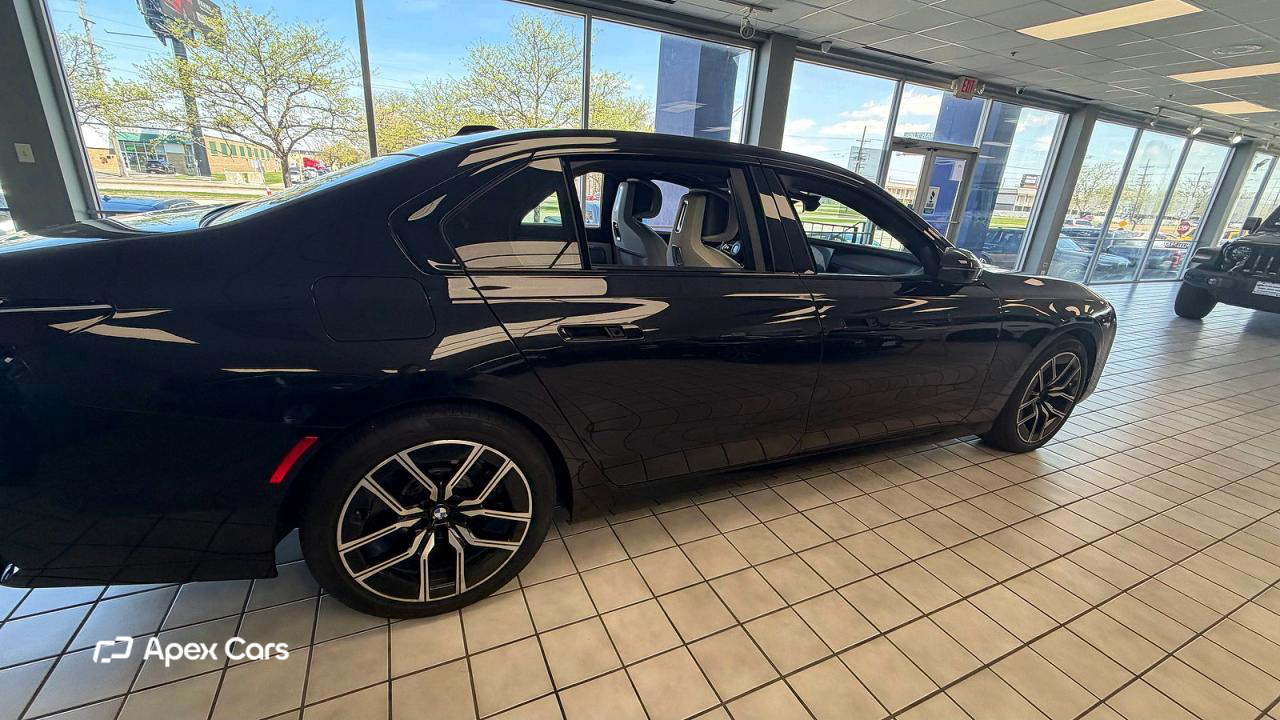 BMW Series 7 2023