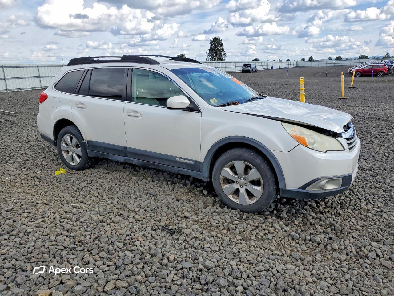 Subaru Outback 2011