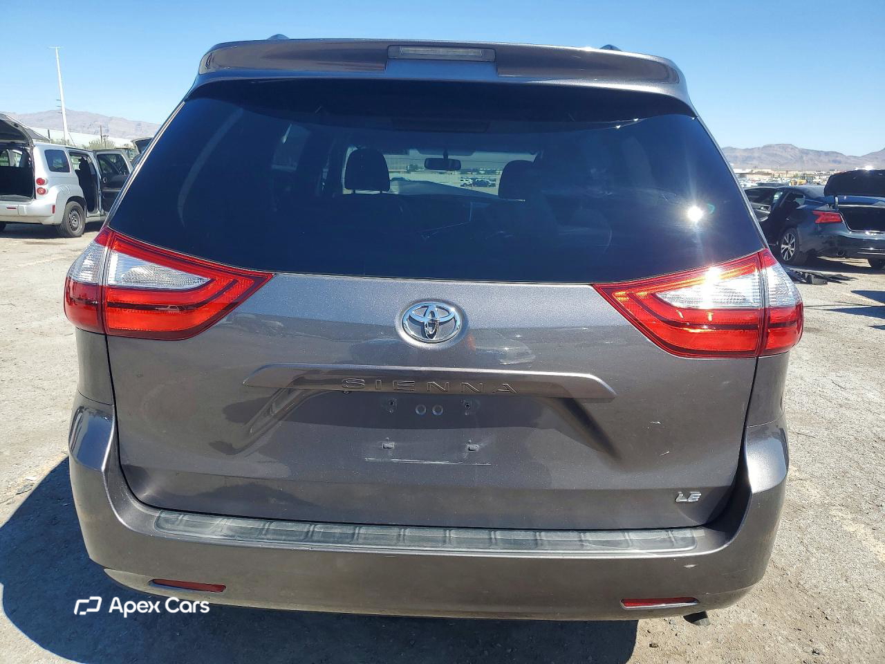 Toyota Sienna 2015