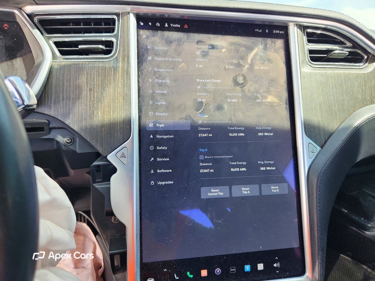Tesla Model S 2013