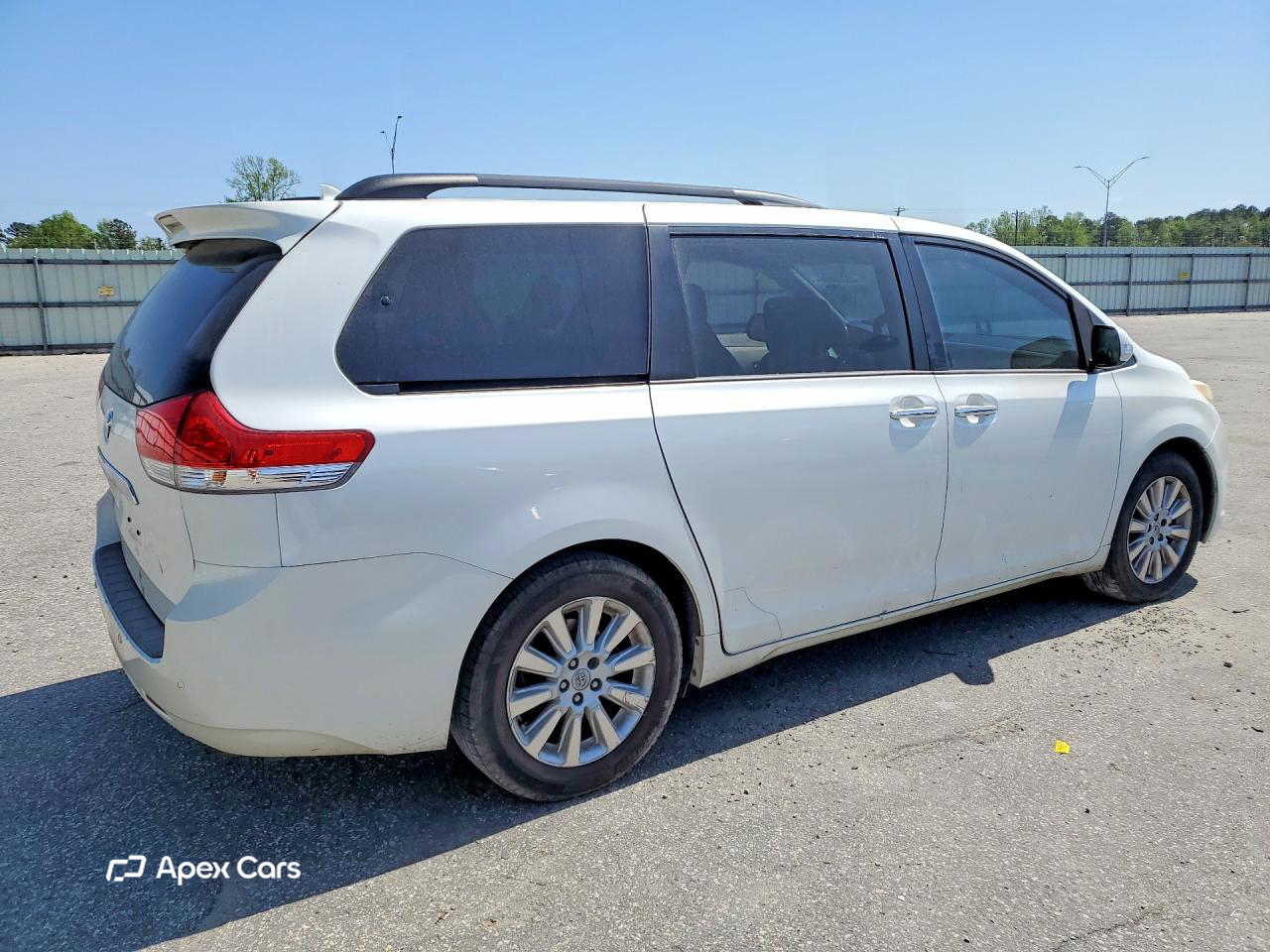 Toyota Sienna 2013
