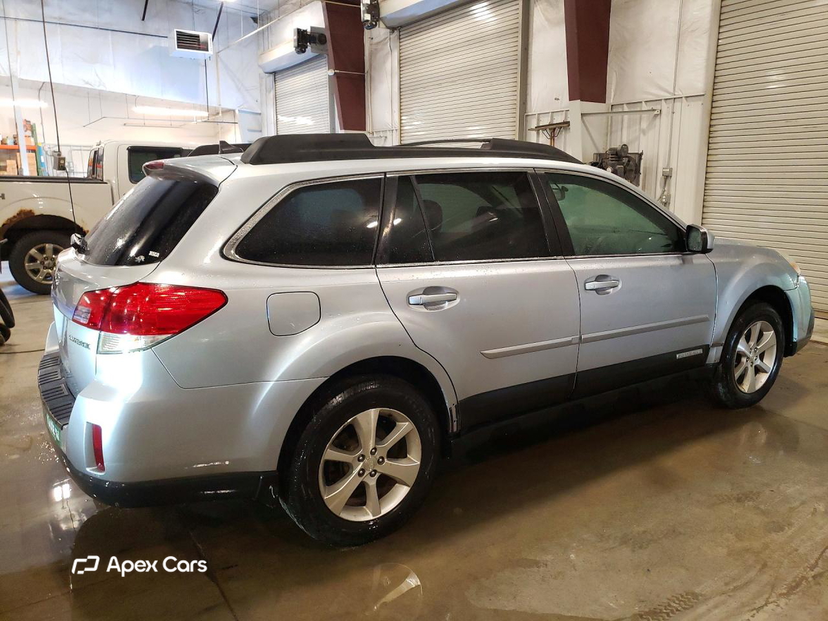 Subaru Outback 2013
