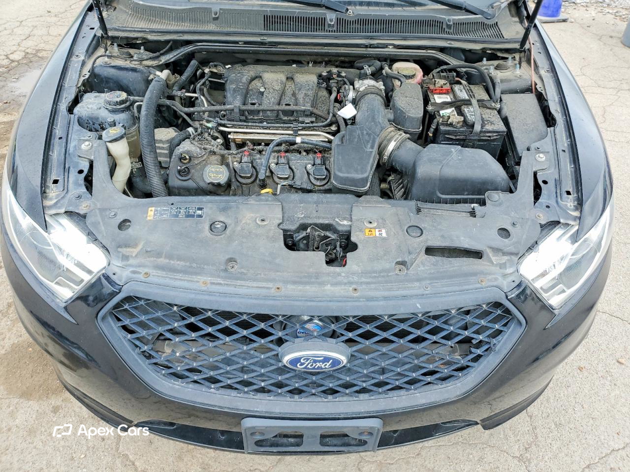 Ford Taurus 2016
