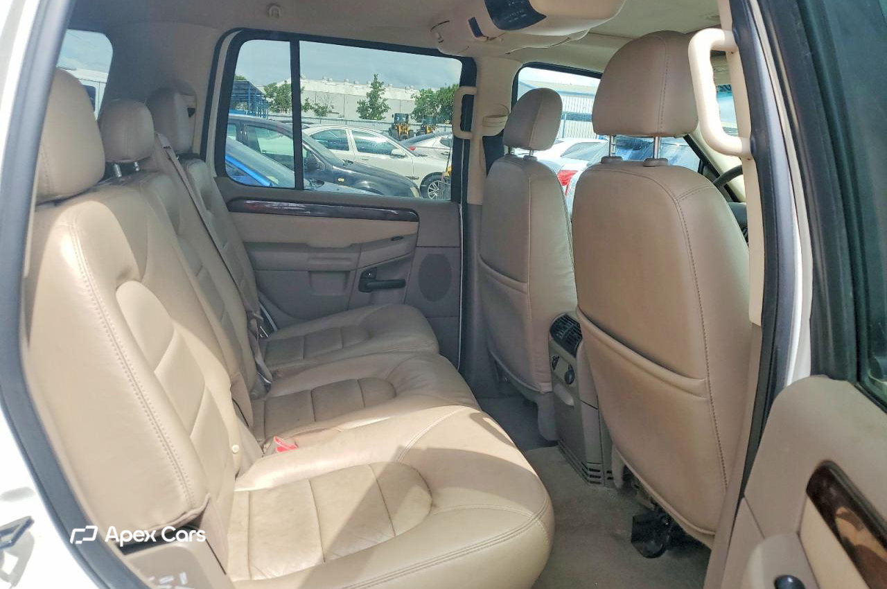 Ford Explorer 2004