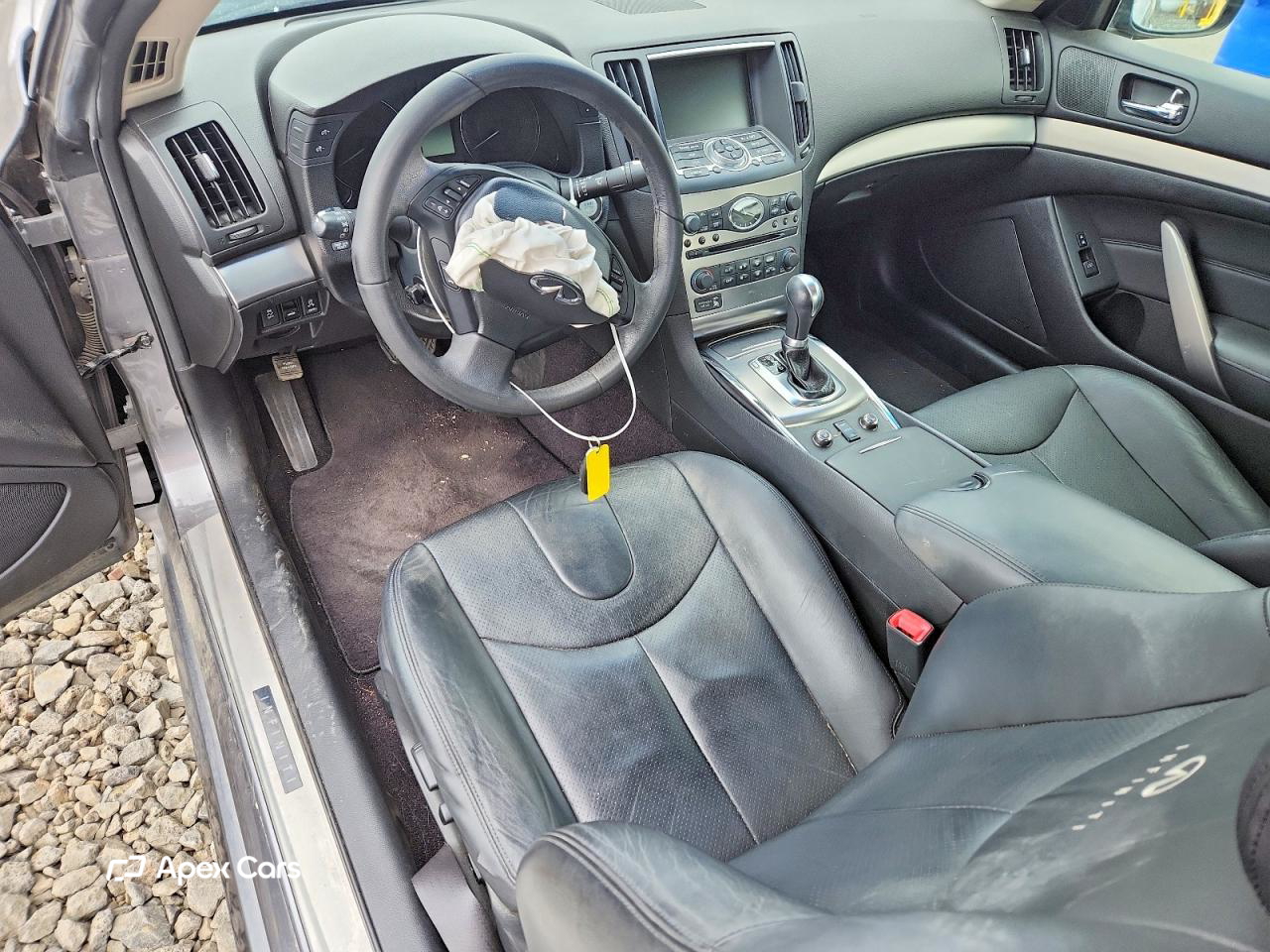 Infiniti G 2012