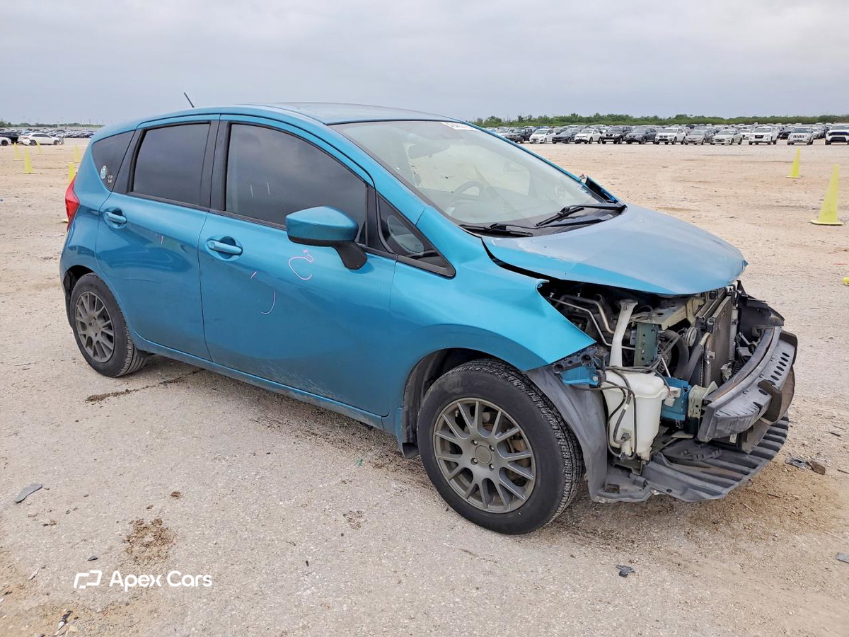 Nissan Versa 2016